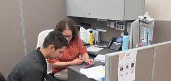 counselor with student