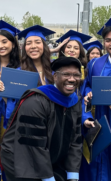 DE Grads - 2024
