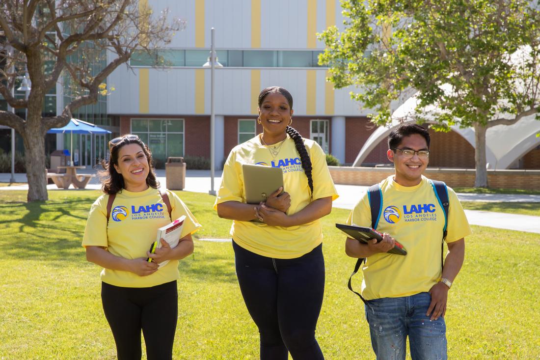 Group Students in Campus